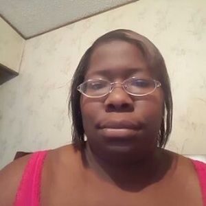 Meet your Posher, Juliette